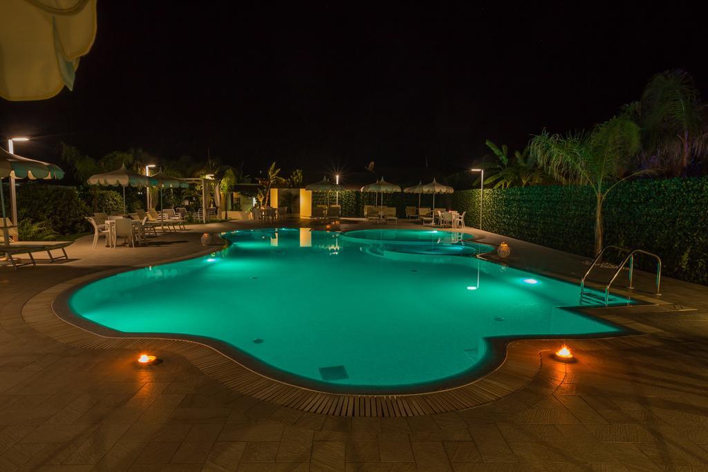 Blu Tropical Resort زامبروني المظهر الخارجي الصورة