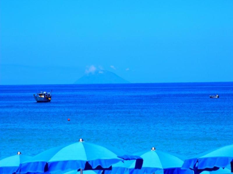 Blu Tropical Resort زامبروني المظهر الخارجي الصورة